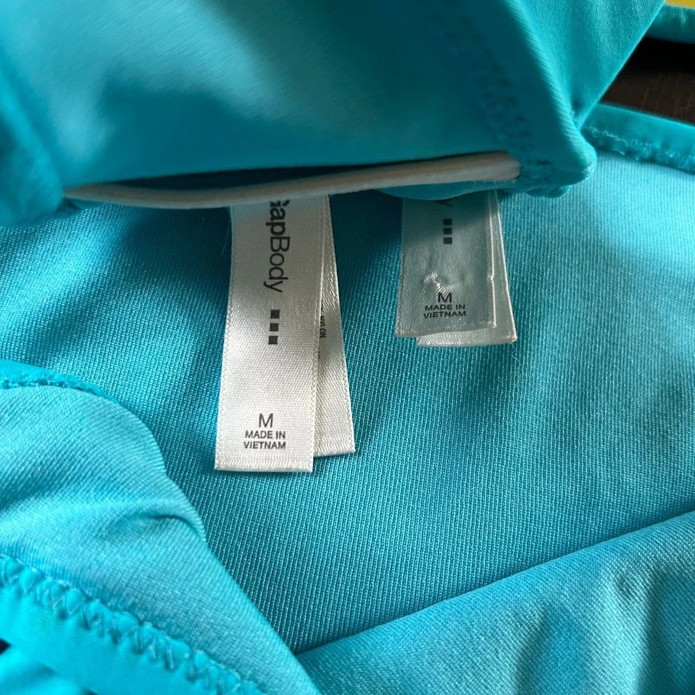Gap Body Knockout Bikini Bottoms and Bandeau Push Up Bra size medium